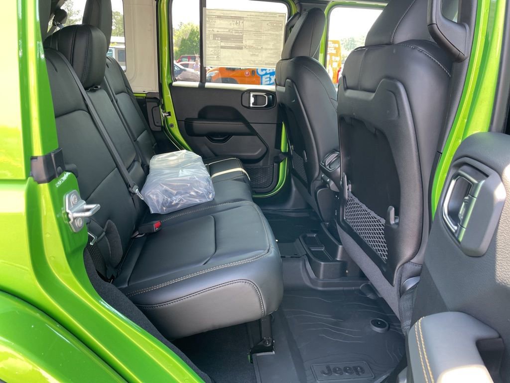 New 2025 Jeep Wrangler Unlimited Rubicon 392 image 17