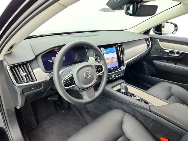 Certified 2023 Volvo S90 B6 Plus w/ Protection Package Premier image 20