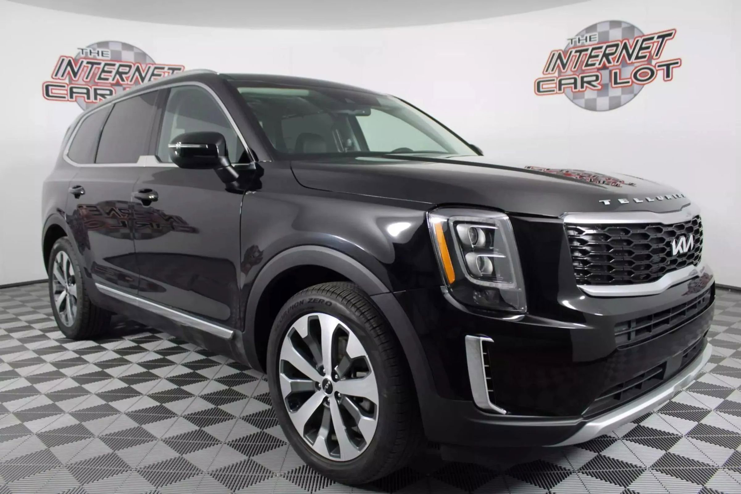 Used 2022 Kia Telluride EX w/ EX Premium Package FWD image 9