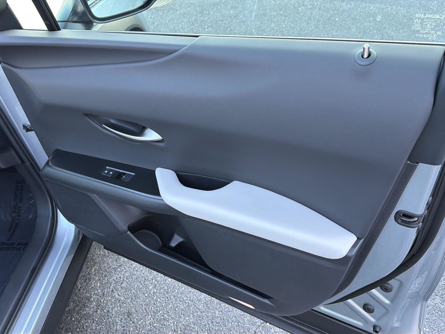 New 2026 Lexus UX 300h FWD w/ Accessory Package (Z2) image 14