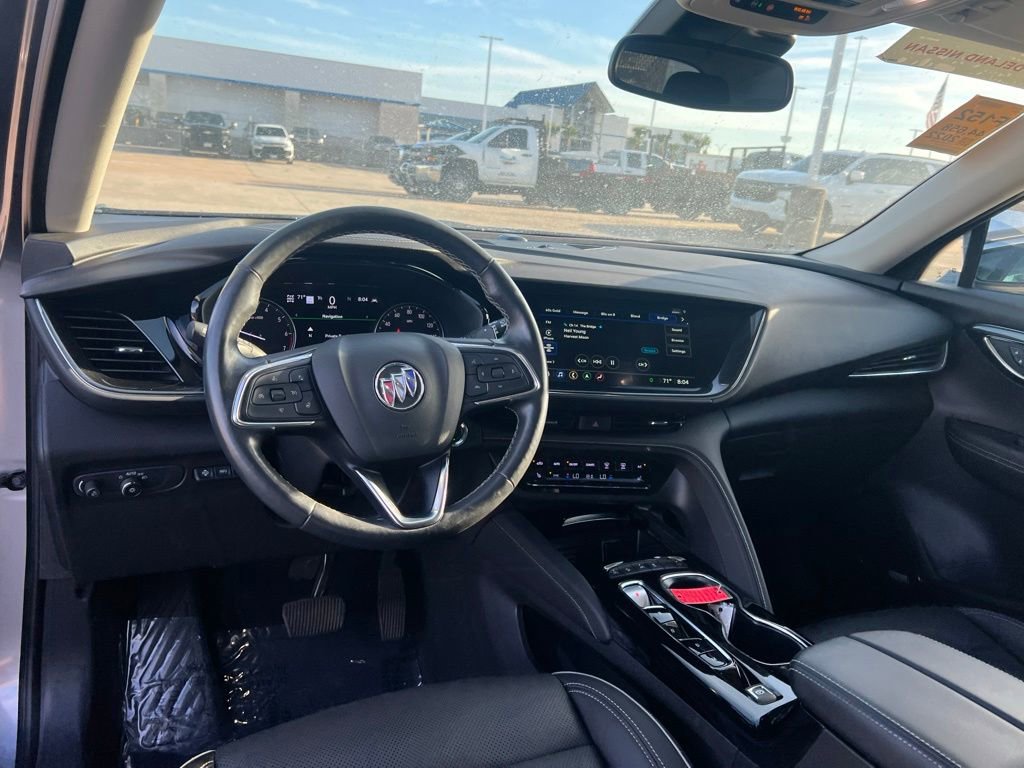 Used 2022 Buick Envision Essence w/ Technology Package I AWD/4WD image 12