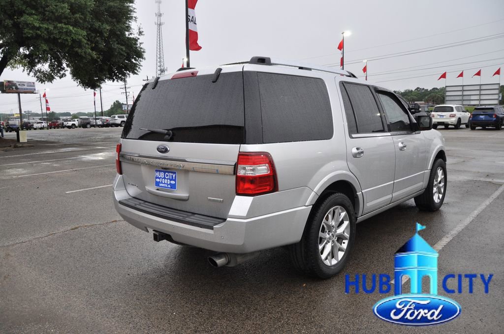 Used 2017 Ford Expedition Limited w/ Equipment Group 301A RWD image 5