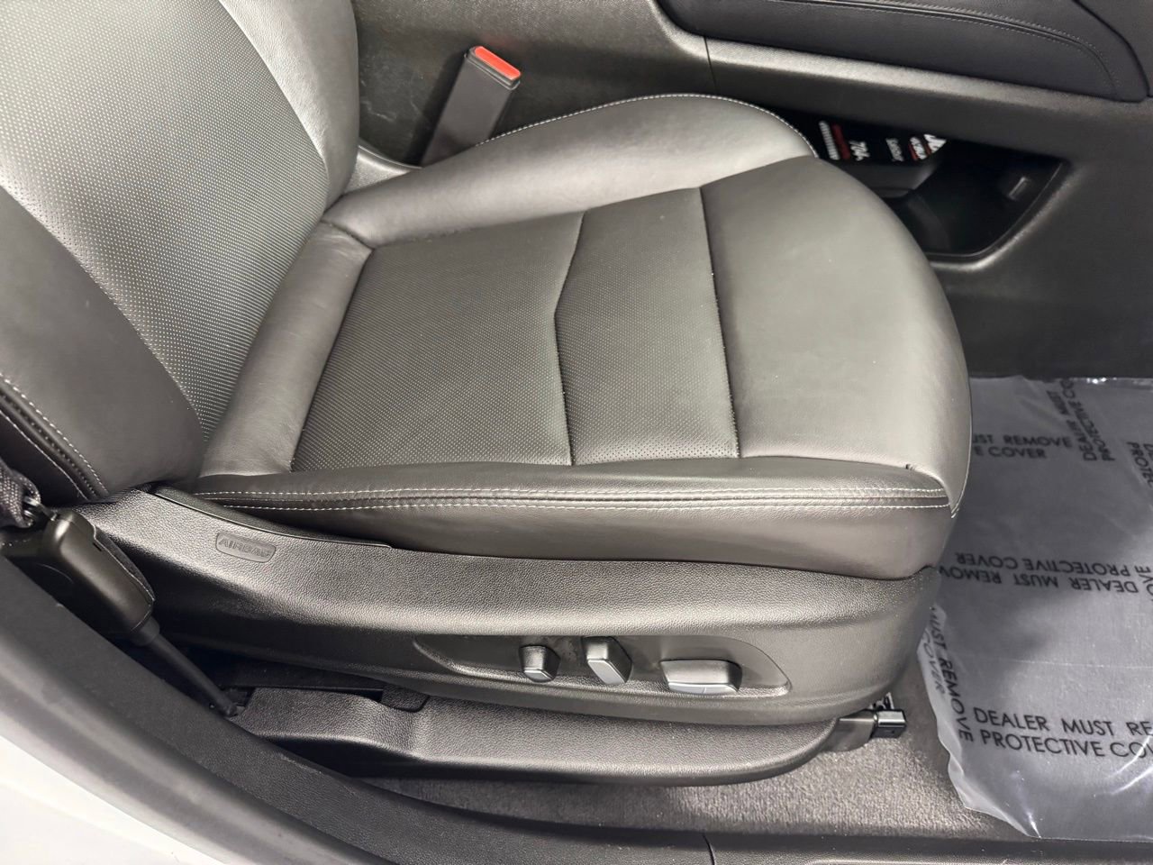 Used 2025 Cadillac XT5 Premium Luxury image 34