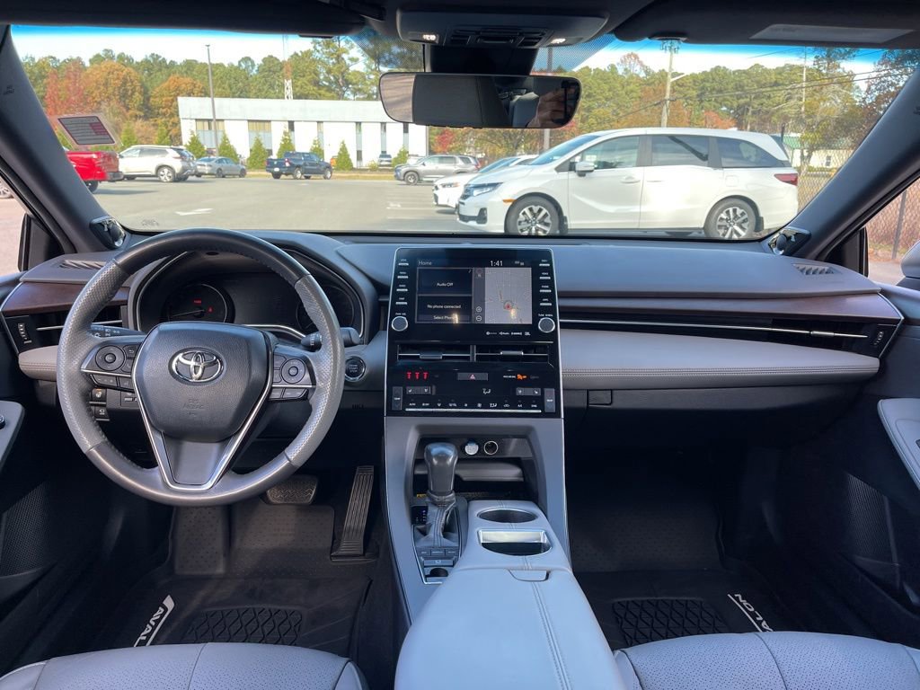 Certified 2019 Toyota Avalon Limited image 8