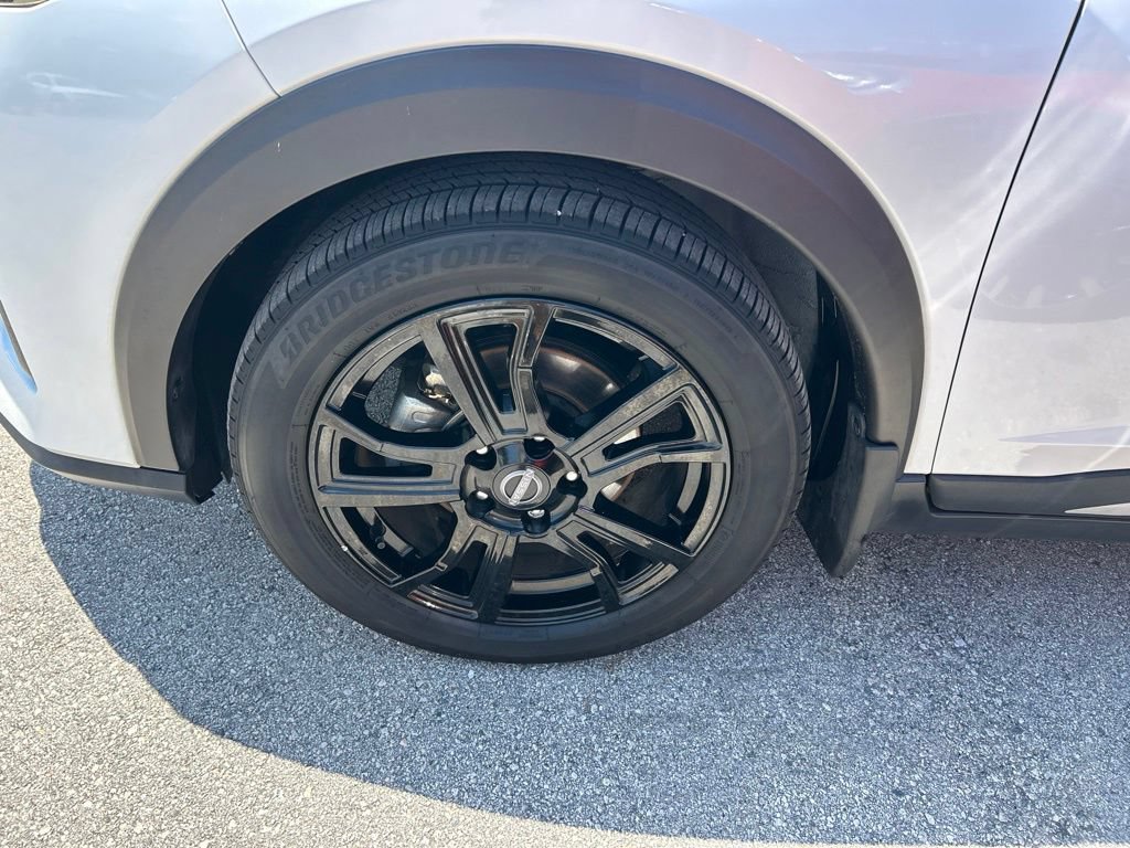 Certified 2024 Nissan Kicks SR w/ SR Premium Package FWD image 49