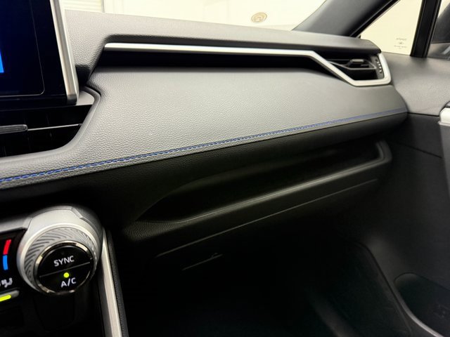 Used 2024 Toyota RAV4 SE image 21