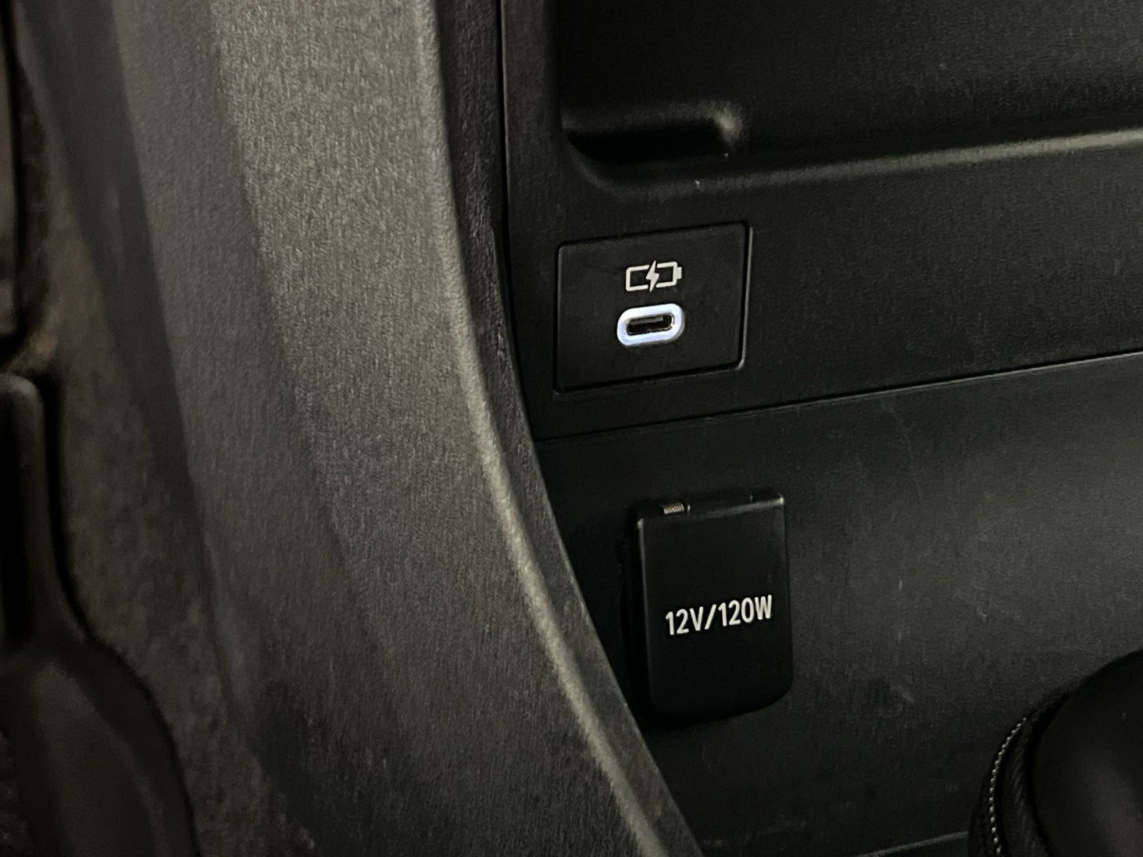 Used 2024 Toyota bZ4X XLE w/ Weather Package image 34