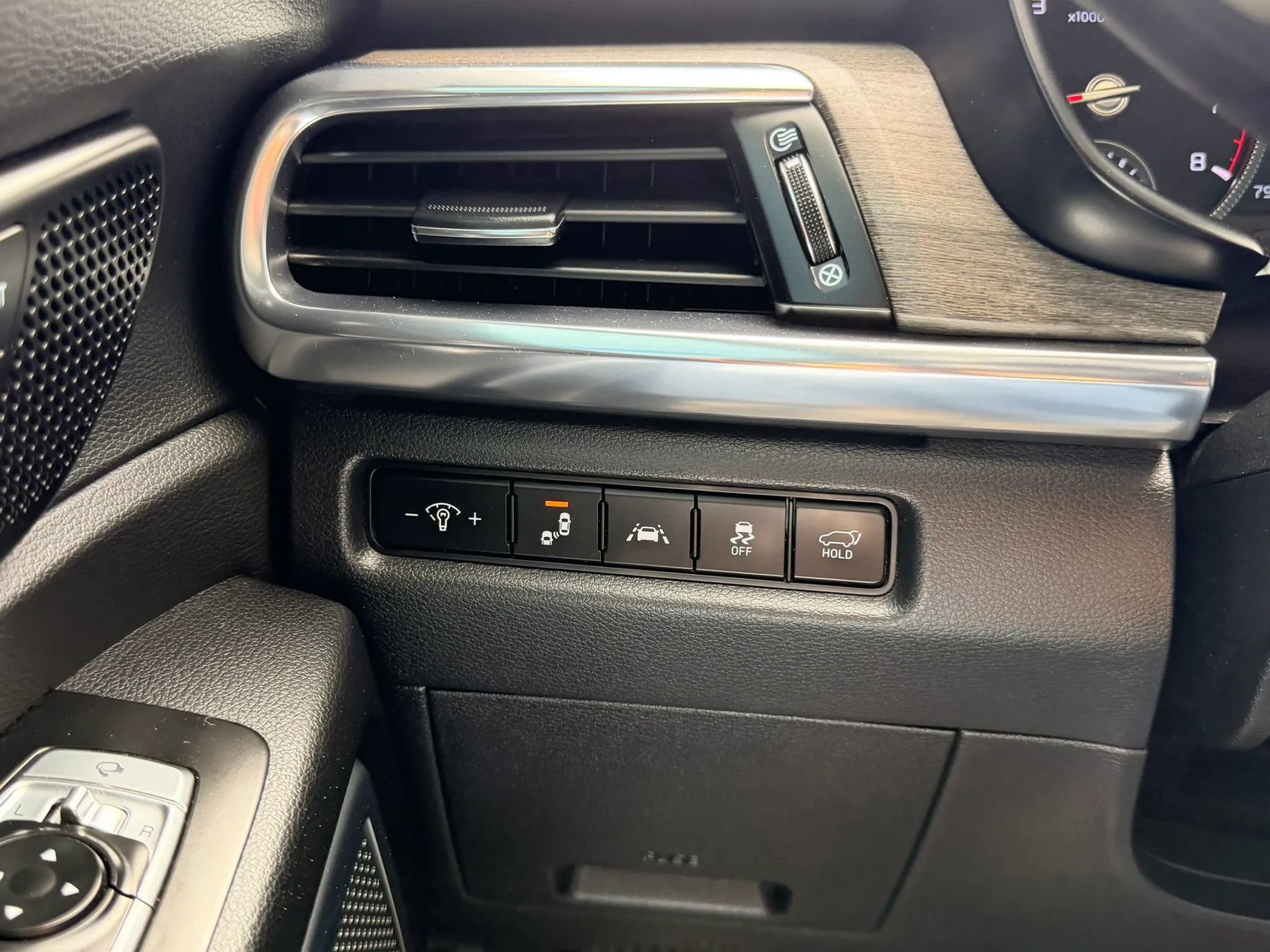 Used 2022 Kia Telluride SX w/ SX Prestige Package image 31