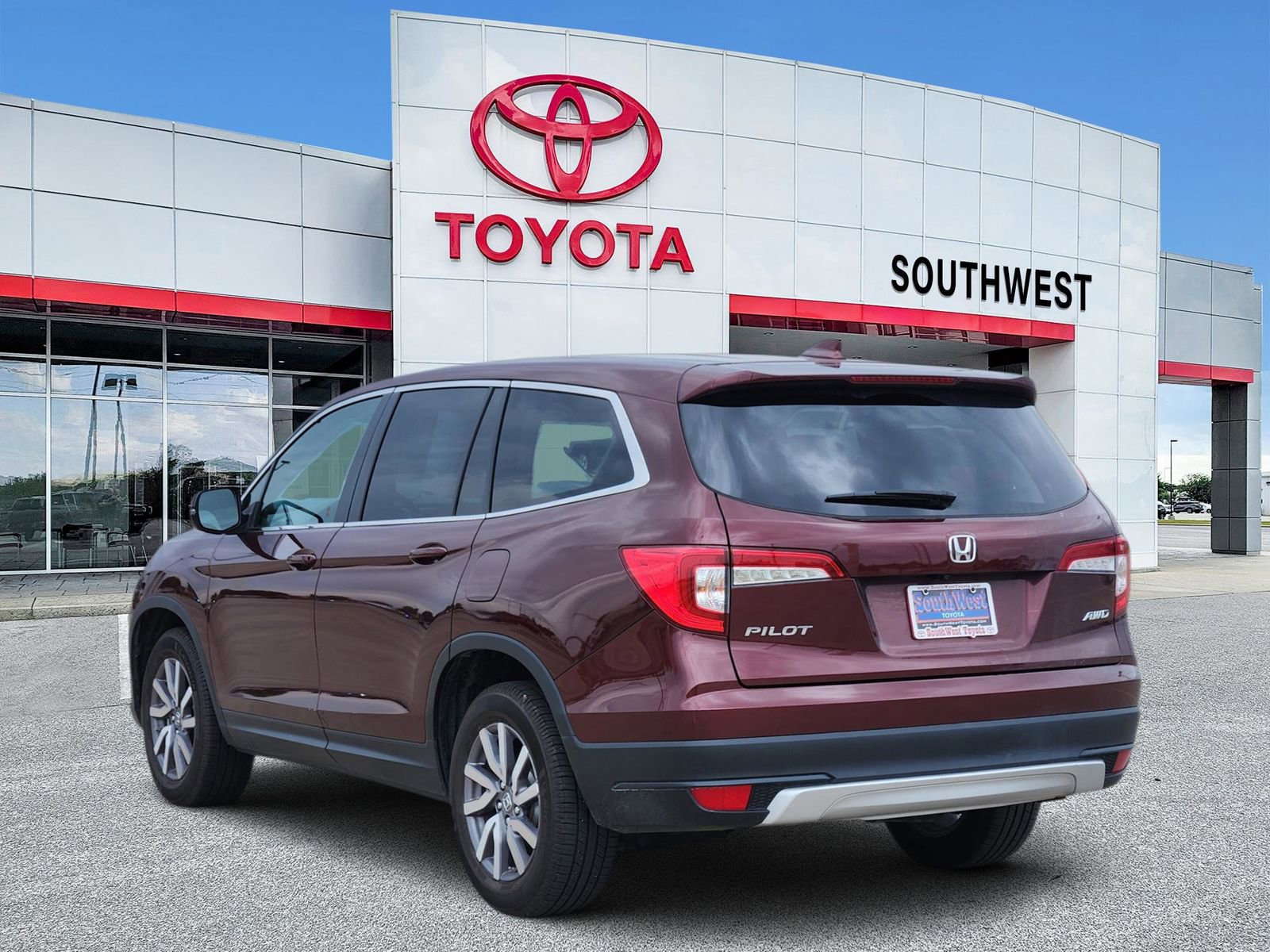 Used 2019 Honda Pilot EX-L image 4