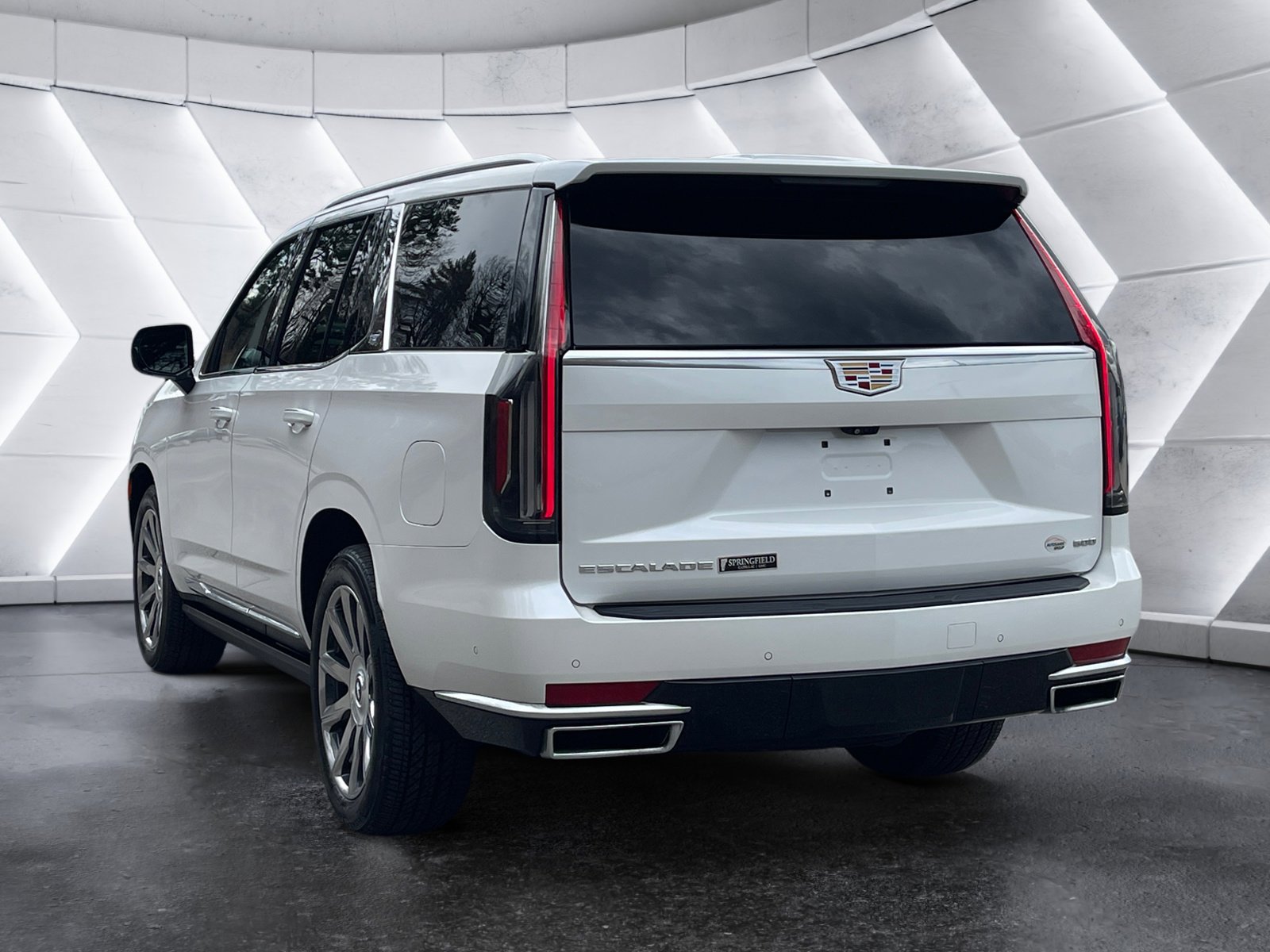 Used 2023 Cadillac Escalade Premium Luxury Platinum image 4