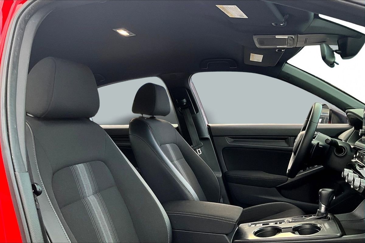 Used 2023 Honda Civic Sport image 27