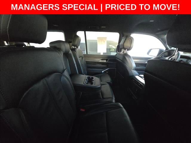 Used 2024 Jeep Wagoneer L Series II w/ Flexible Seating Group image 24