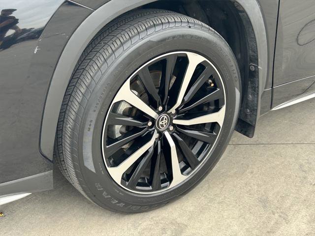 Certified 2021 Toyota Highlander XSE image 9