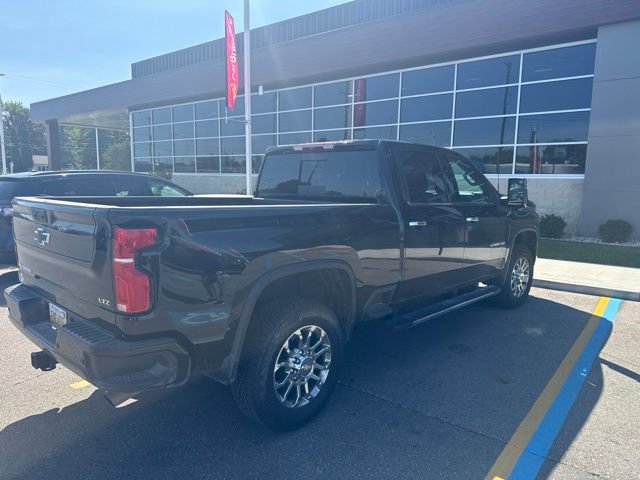 Used 2026 Chevrolet Silverado 2500 LTZ w/ Z71 Chrome Sport Edition AWD/4WD image 6