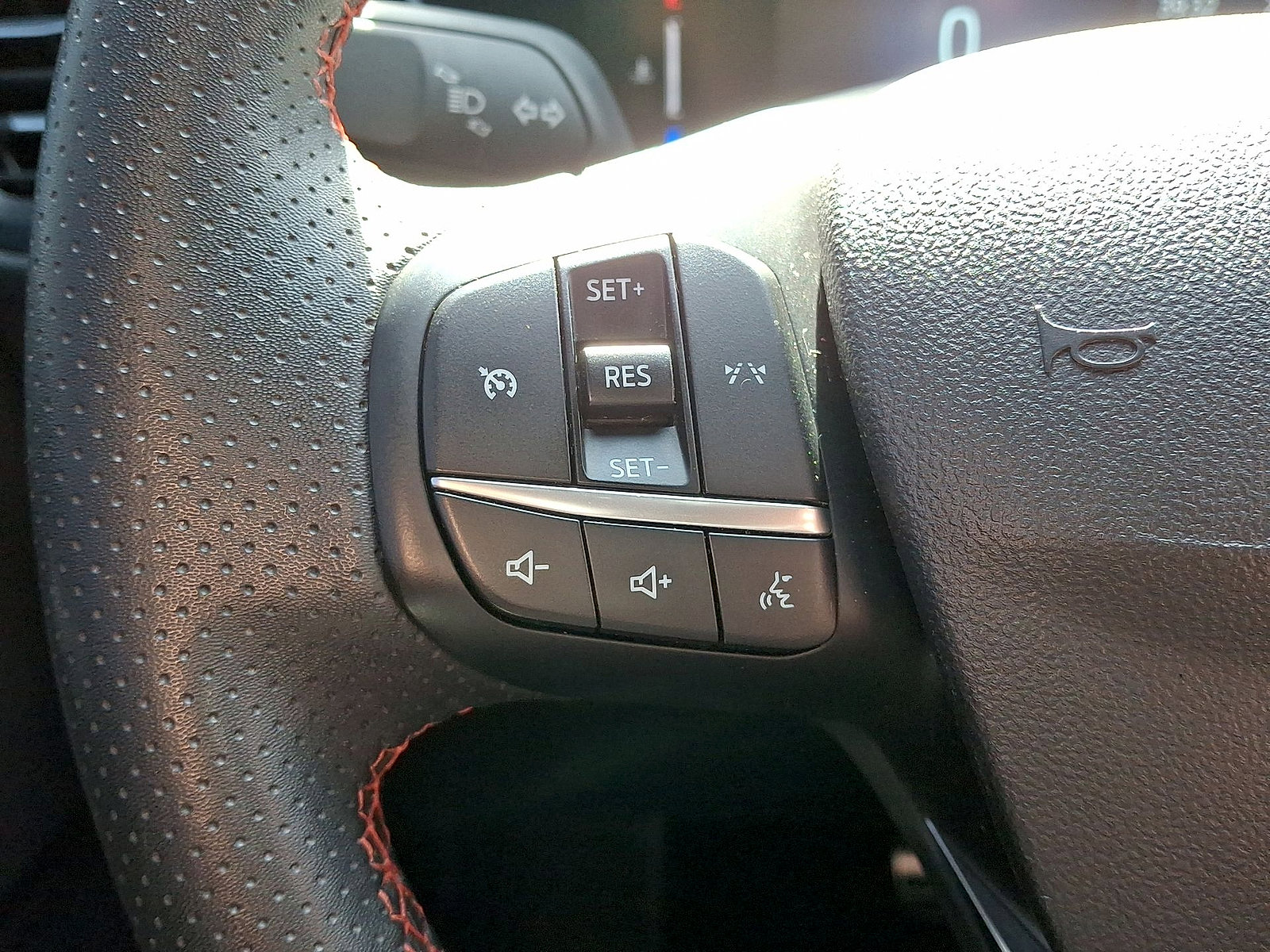 Used 2024 Ford Escape ST-Line FWD image 17