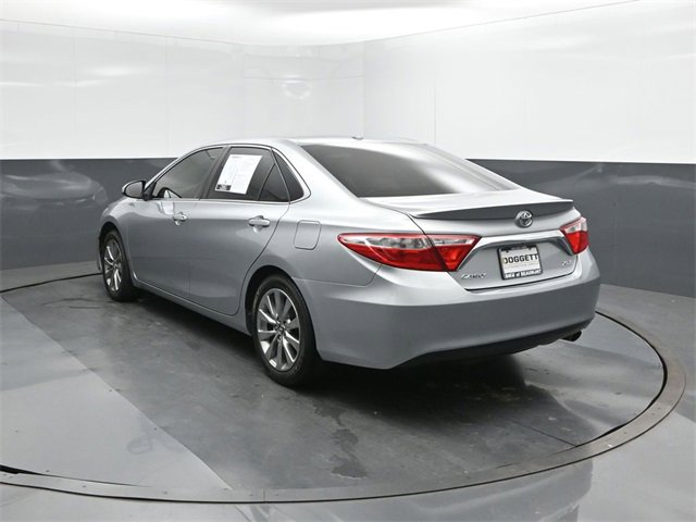 Used 2016 Toyota Camry XLE image 5