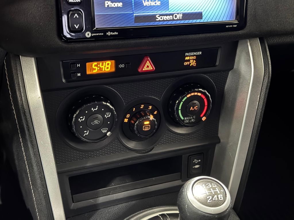Used 2019 Toyota 86 RWD image 14