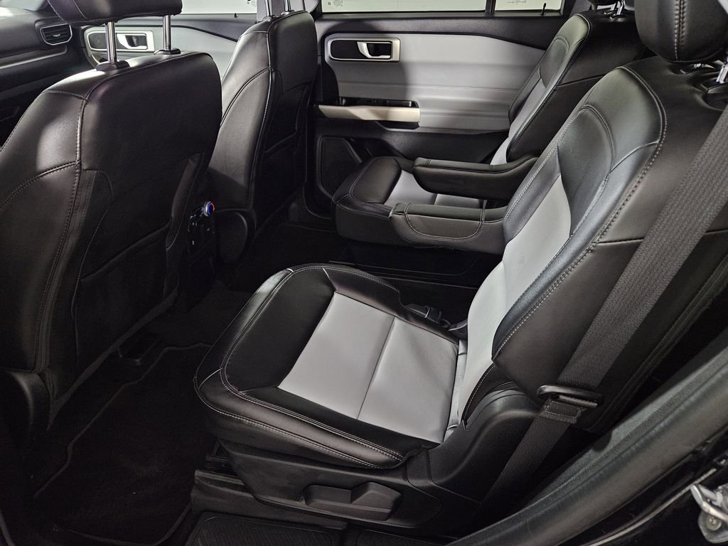 Used 2023 Ford Explorer XLT w/ Equipment Group 202A image 27