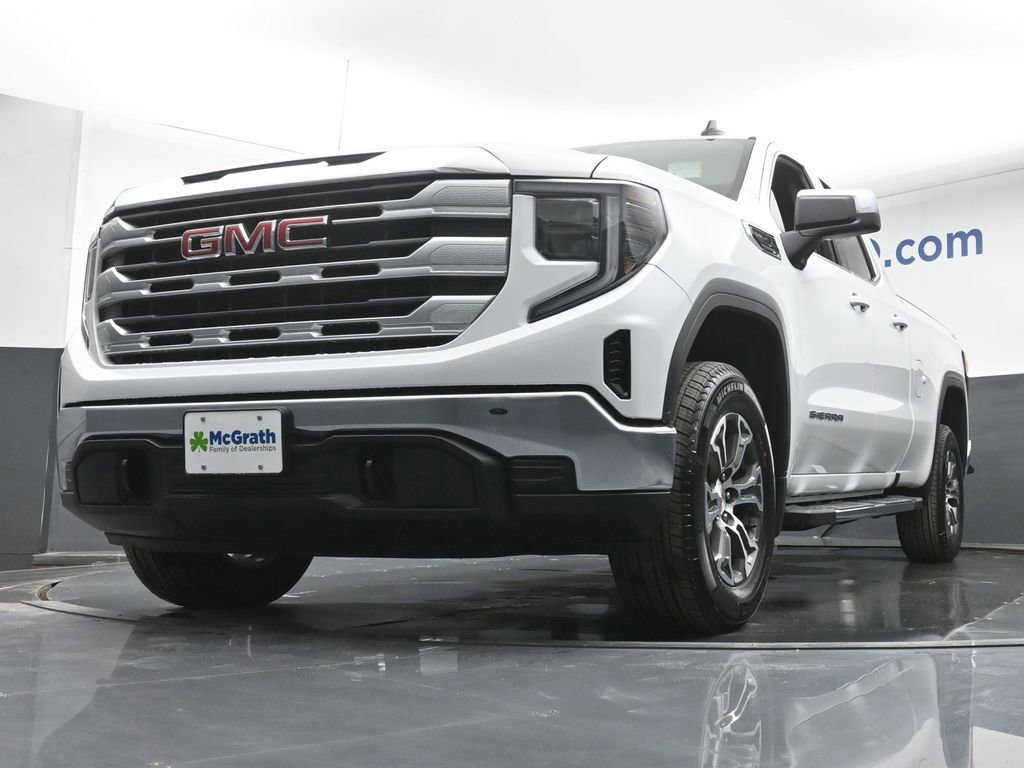 New 2025 GMC Sierra 1500 SLE w/ Preferred Package image 6