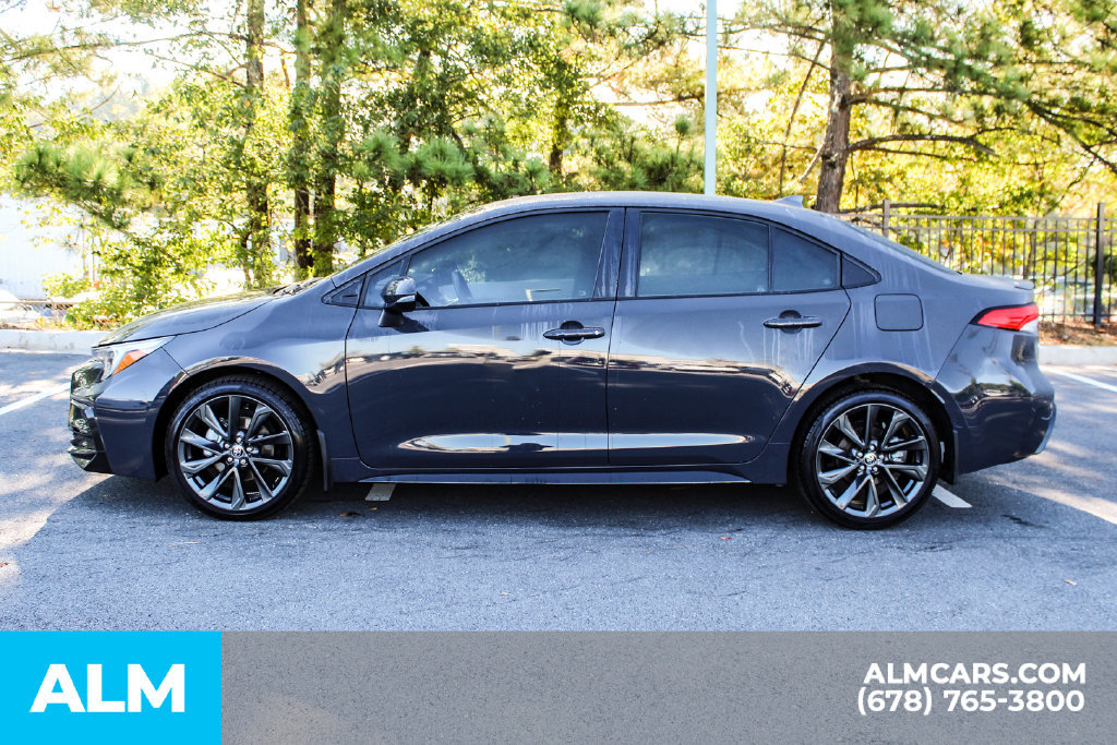 Used 2025 Toyota Corolla SE w/ Convenience Package FWD image 6