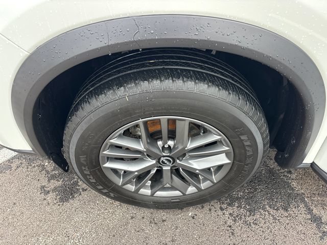 Used 2024 Nissan Rogue S FWD image 31