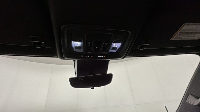 Used 2025 GMC Sierra 1500 AT4 w/ AT4 Premium Package AWD/4WD image 25