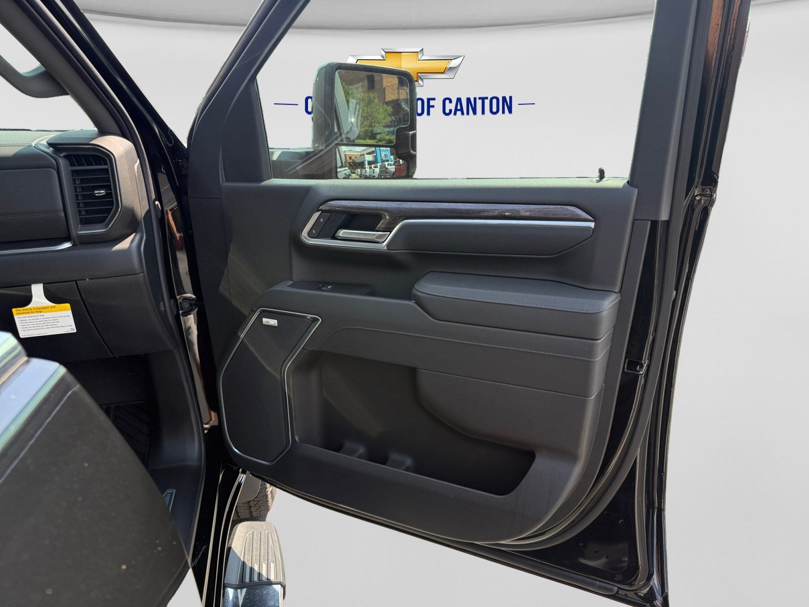 New 2026 Chevrolet Silverado 3500 LTZ w/ LTZ Convenience Package AWD/4WD image 14