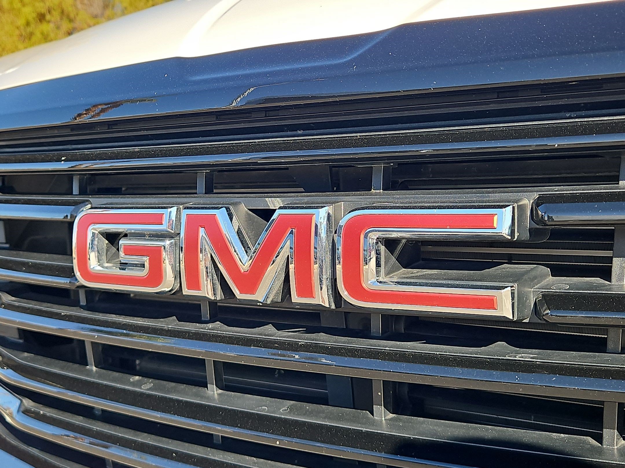 Used 2024 GMC Terrain SLT w/ Elevation Edition AWD/4WD image 25