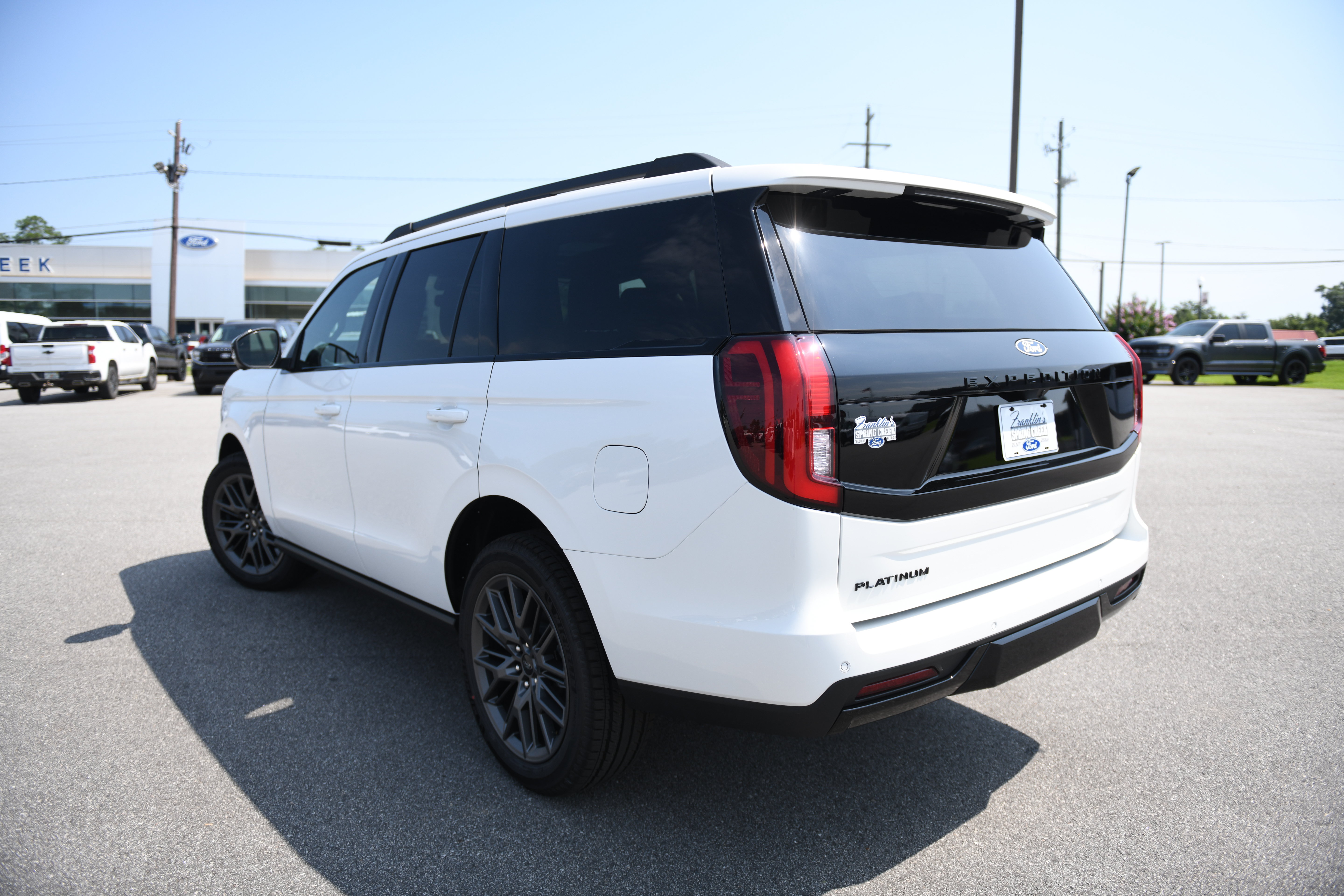New 2027 Ford Expedition Platinum w/ Stealth Appearance Package RWD image 8