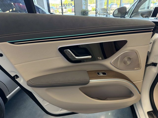 Used 2023 Mercedes-Benz EQS 450+ Sedan image 14