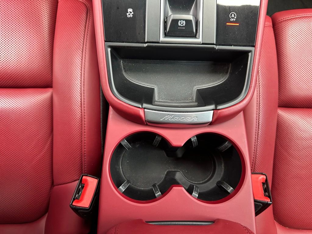 Certified 2023 Porsche Macan S image 29