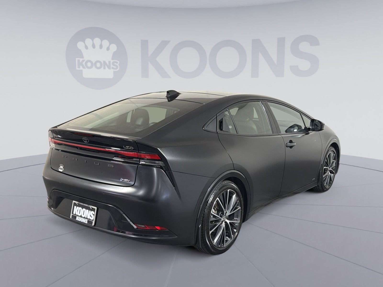 Used 2024 Toyota Prius Limited image 5