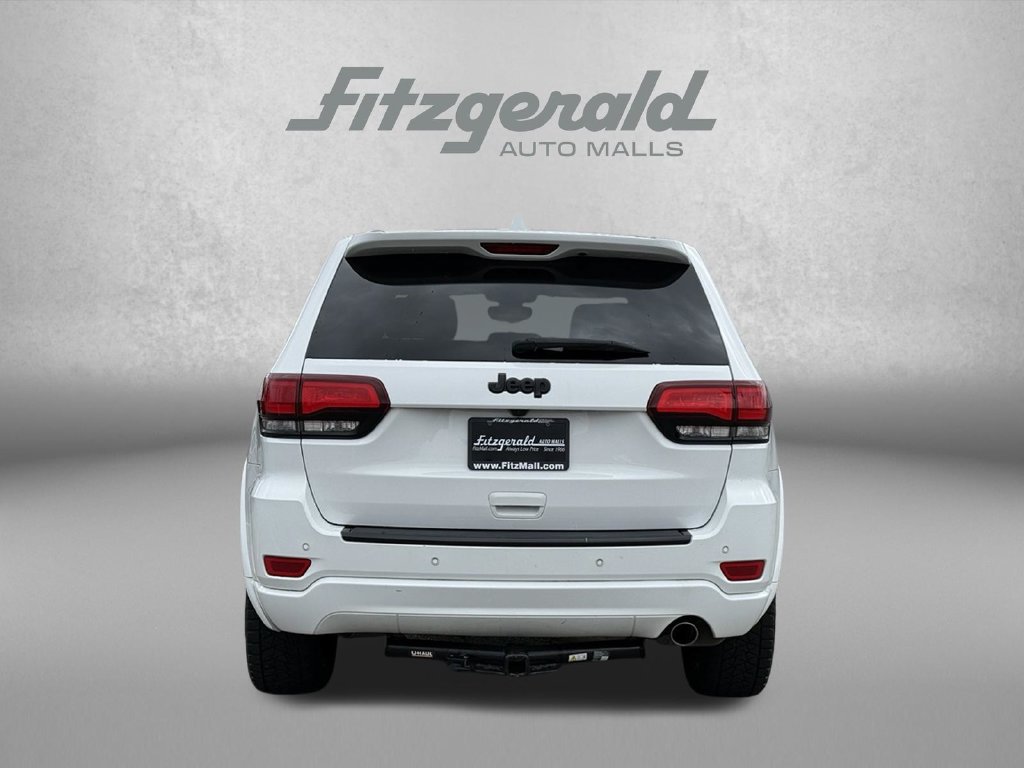 Used 2018 Jeep Grand Cherokee Altitude RWD image 26