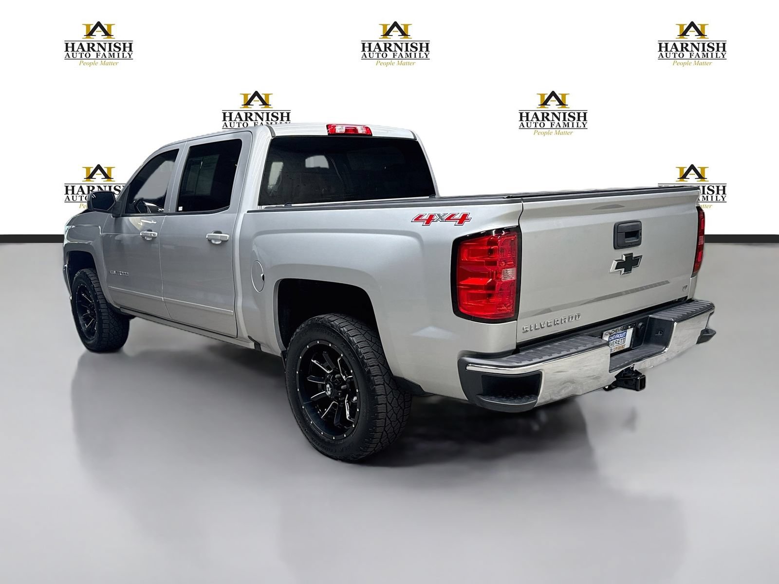 Used 2017 Chevrolet Silverado 1500 LT w/ All Star Edition AWD/4WD image 9