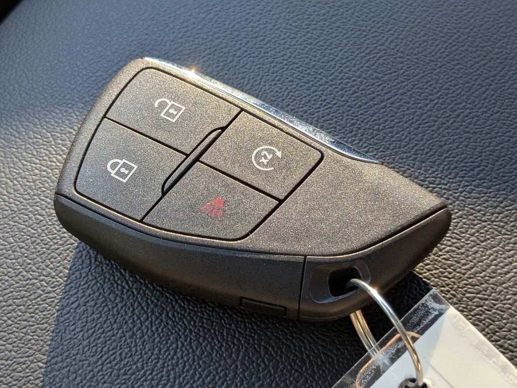 New 2025 Chevrolet Colorado LT w/ LT Convenience Package image 32