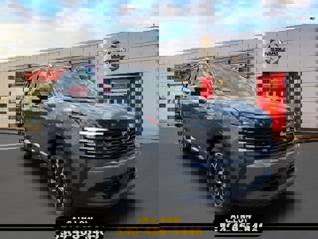 New 2025 Nissan Kicks SV w/ SV Premium Package