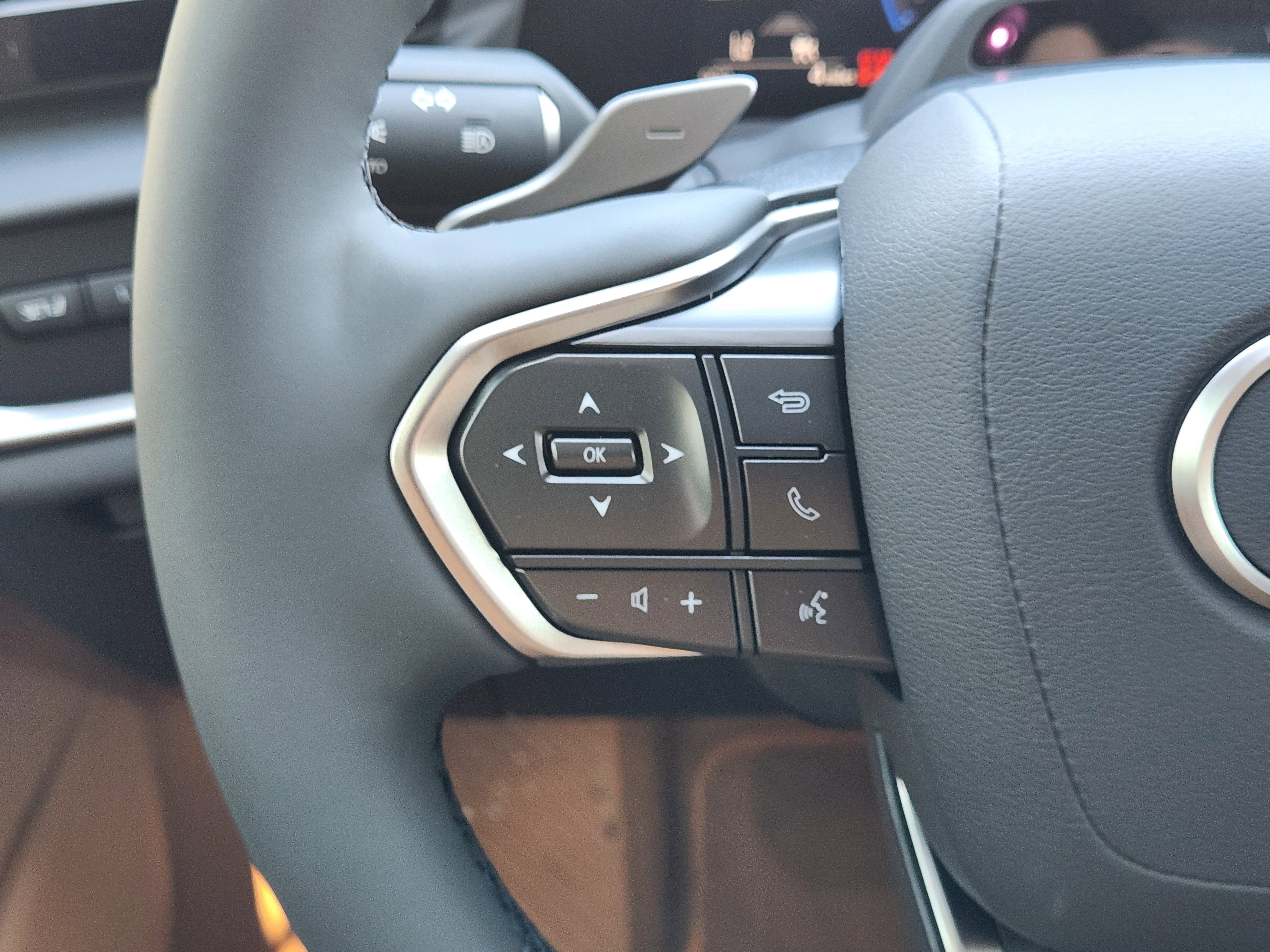 New 2026 Lexus RZ 350e 2WD image 24