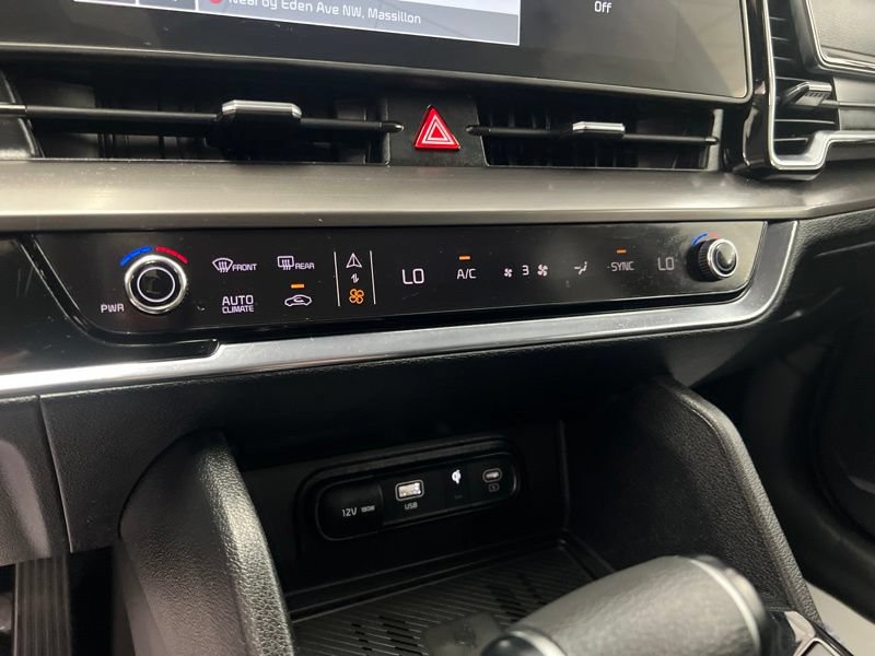 Certified 2024 Kia Sportage EX FWD image 28