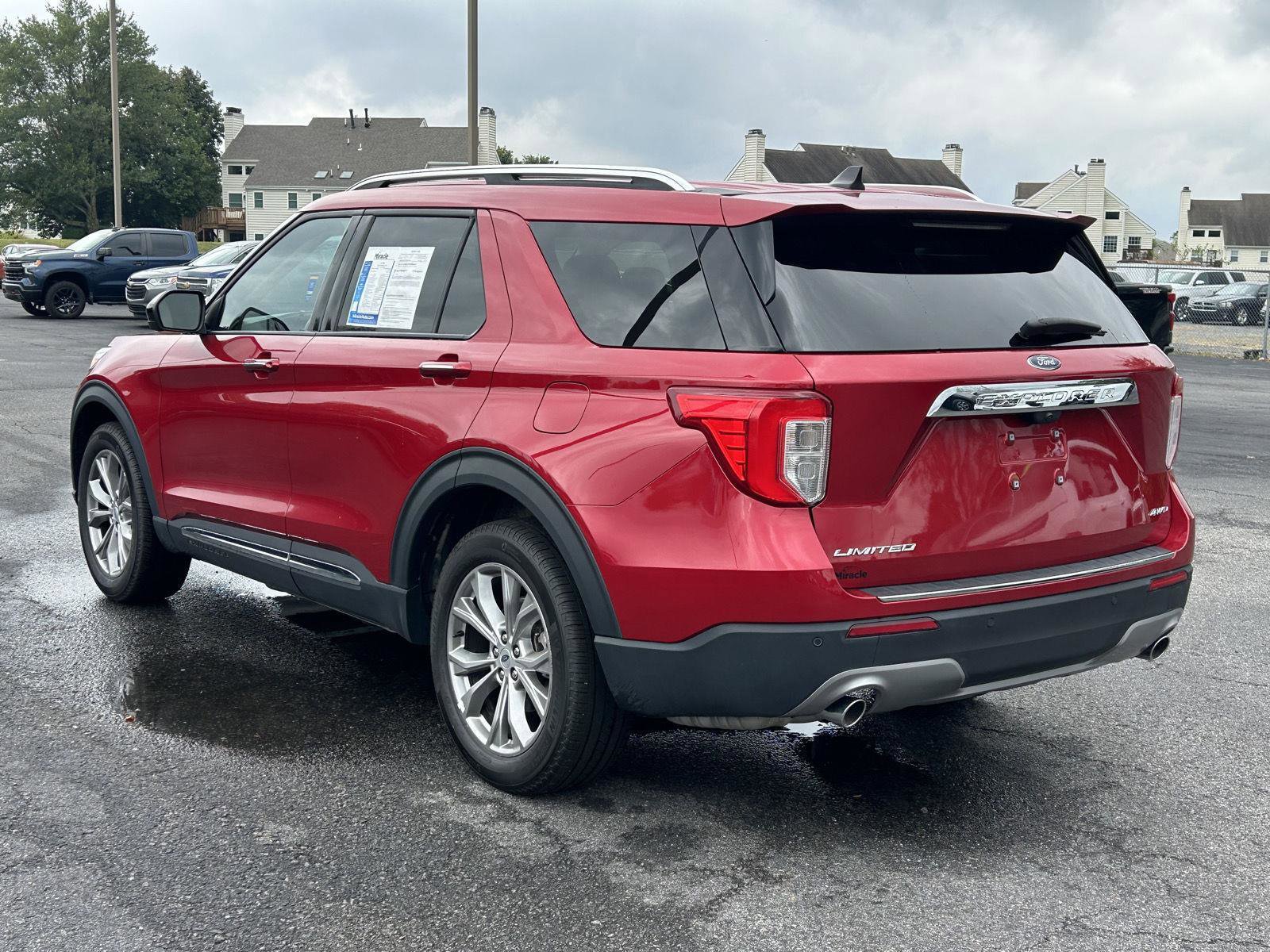 Used 2023 Ford Explorer Limited image 5