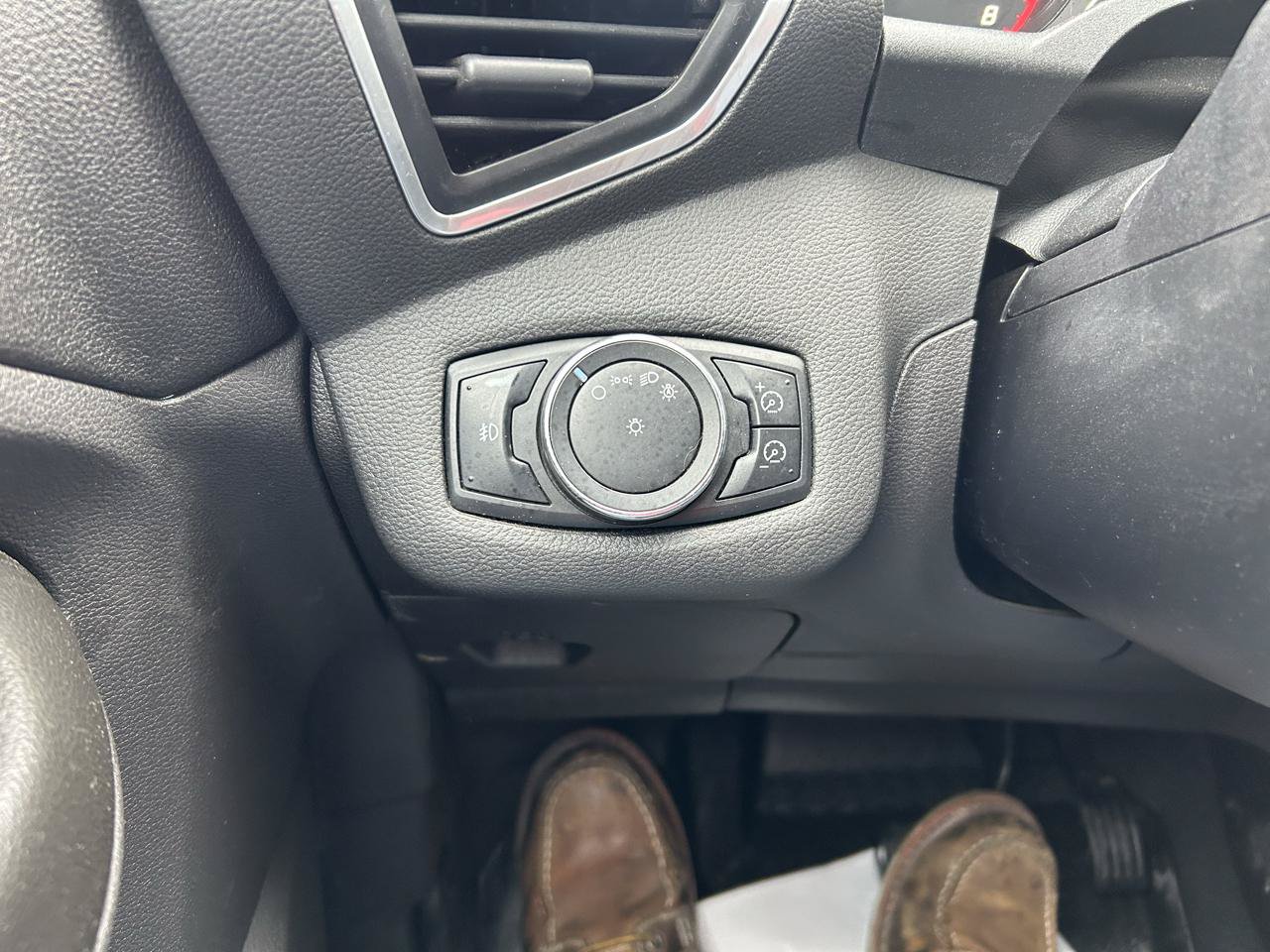 Used 2013 Ford Escape SEL AWD/4WD image 28