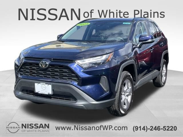 Used 2025 Toyota RAV4 XLE w/ Convenience Package AWD/4WD image 2