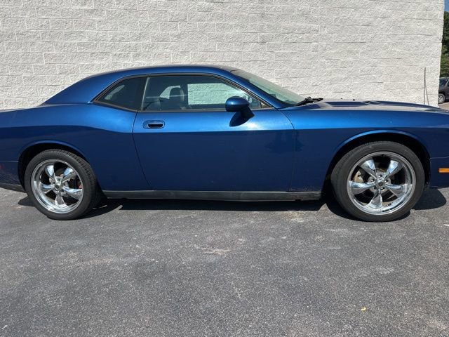 Used 2010 Dodge Challenger SE image 5