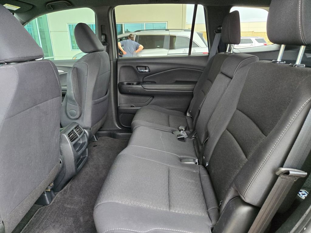 Used 2021 Honda Passport Sport image 14