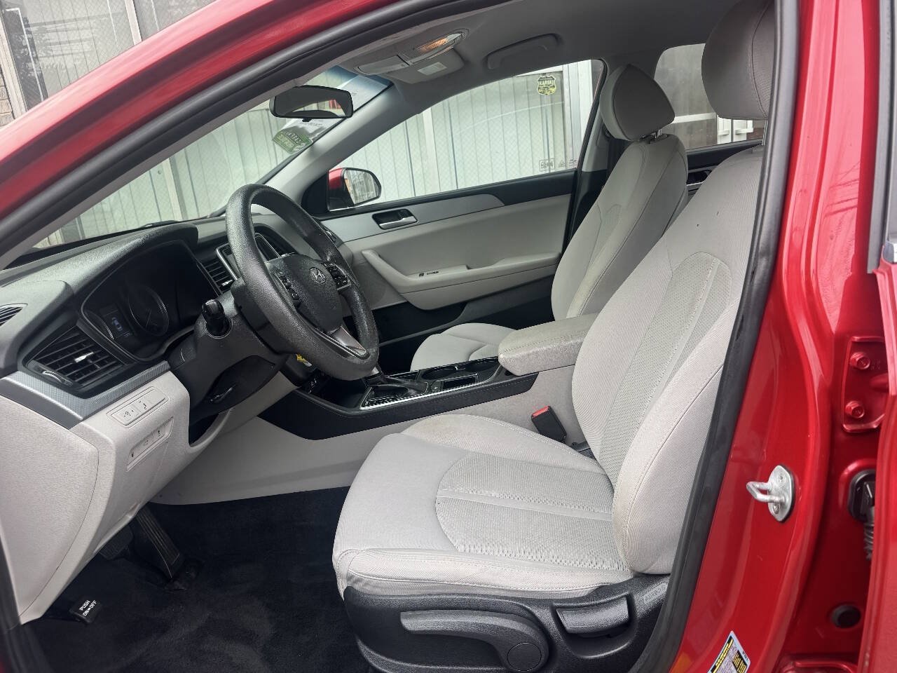 Used 2018 Hyundai Sonata SE FWD image 10