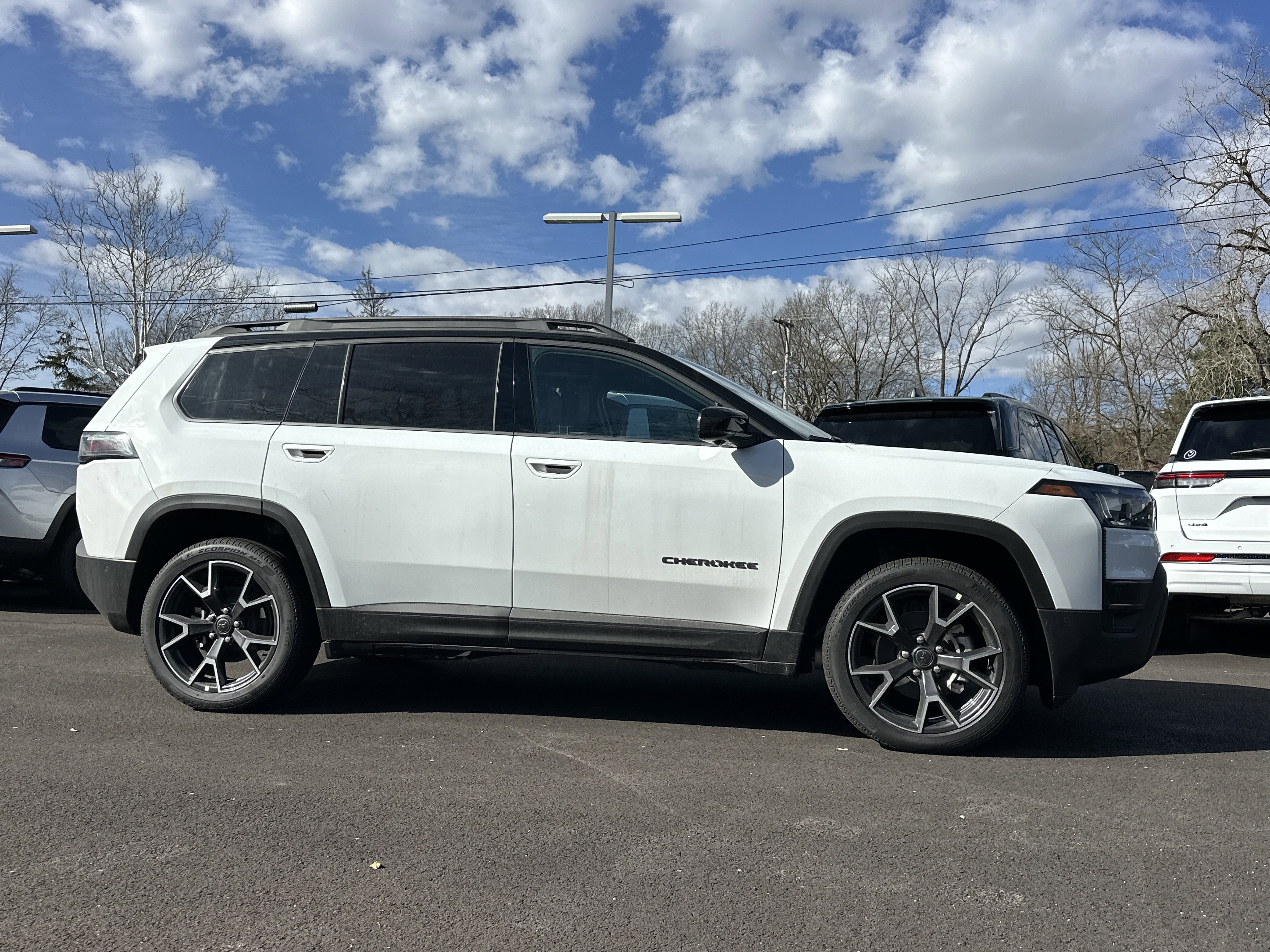 New 2026 Jeep Cherokee Overland w/ Advanced Pro Tech Group image 20
