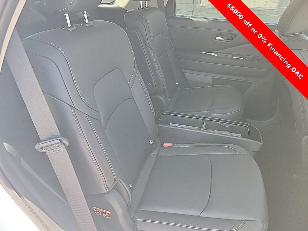 New 2025 Nissan Pathfinder SL w/ SL Premium Package image 45