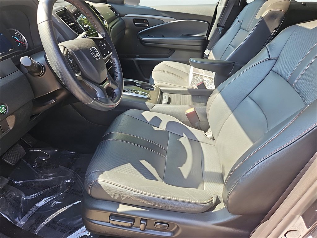 Used 2022 Honda Pilot TrailSport image 32