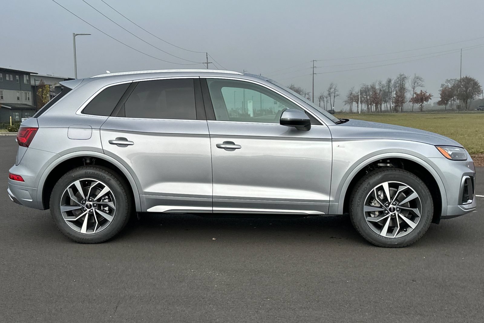 Used 2025 Audi Q5 2.0T Premium AWD/4WD image 2