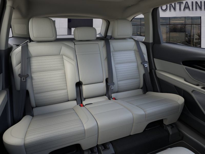 New 2026 Lincoln Nautilus Reserve AWD/4WD image 11