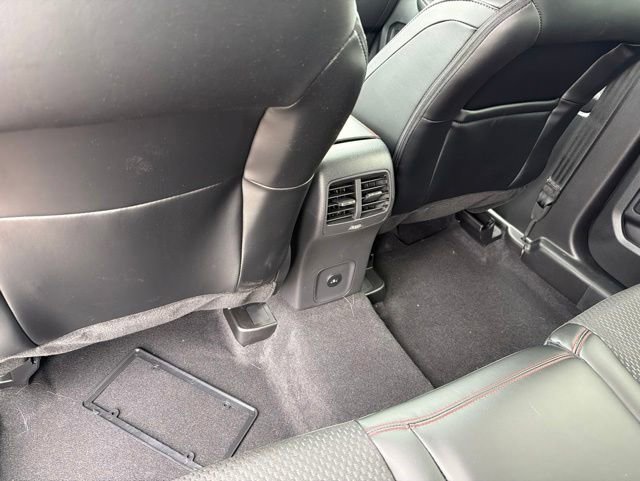 New 2026 Ford Escape ST-Line w/ Tech Pack #1 AWD/4WD image 9